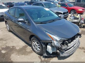  Salvage Toyota Prius