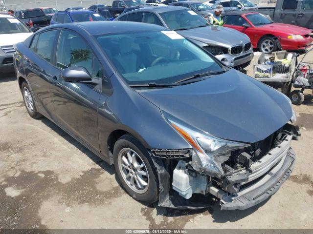  Salvage Toyota Prius