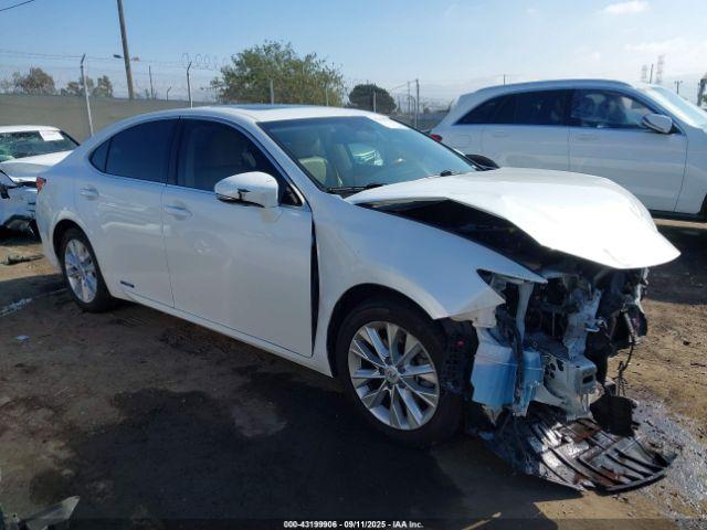  Salvage Lexus Es