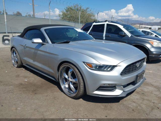  Salvage Ford Mustang