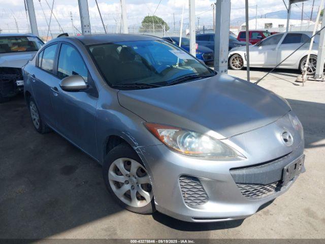  Salvage Mazda Mazda3