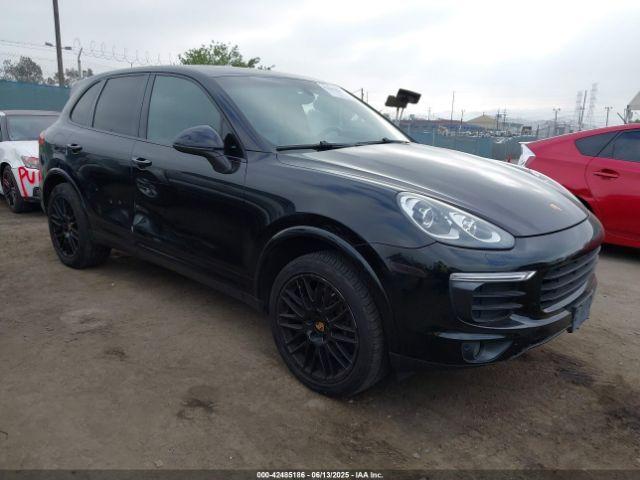  Salvage Porsche Cayenne