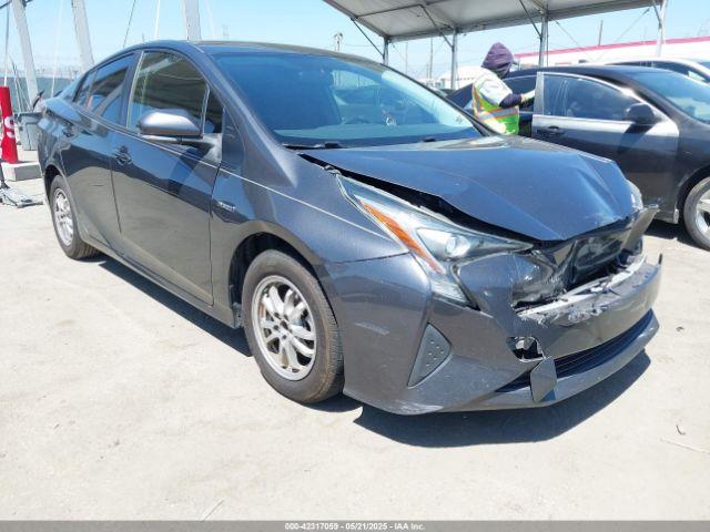  Salvage Toyota Prius