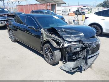  Salvage Lexus Es