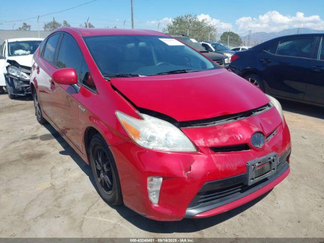 Salvage Toyota Prius
