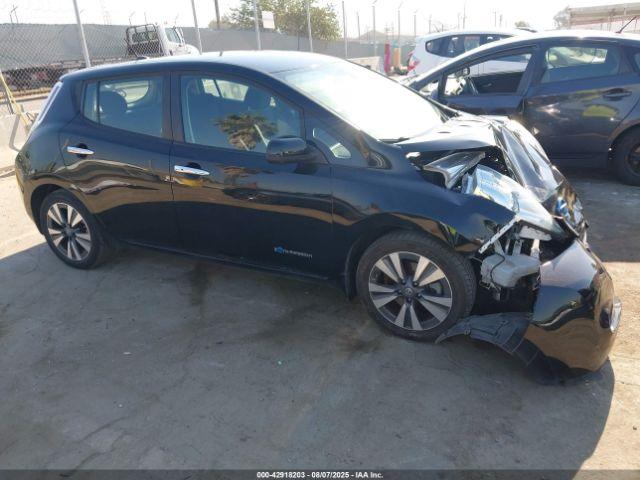  Salvage Nissan LEAF
