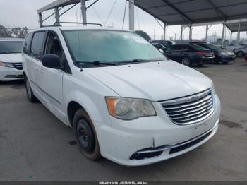  Salvage Chrysler Town & Country