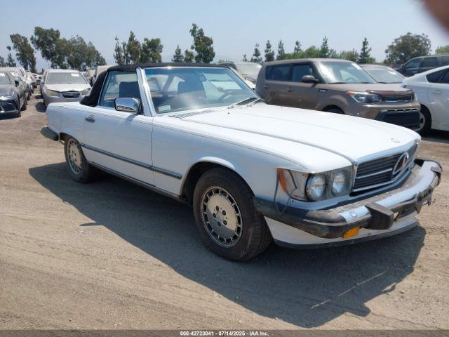  Salvage Mercedes-Benz 560