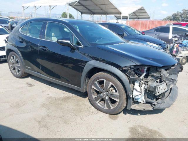  Salvage Lexus Ux