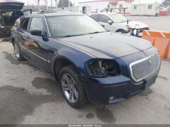  Salvage Dodge Magnum
