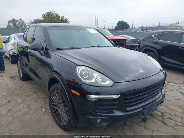  Salvage Porsche Cayenne