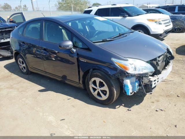  Salvage Toyota Prius