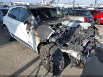  Salvage Porsche Macan