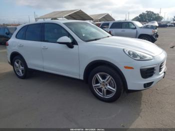  Salvage Porsche Cayenne