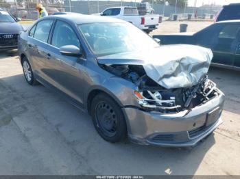  Salvage Volkswagen Jetta
