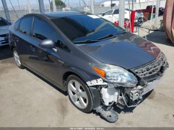  Salvage Toyota Prius