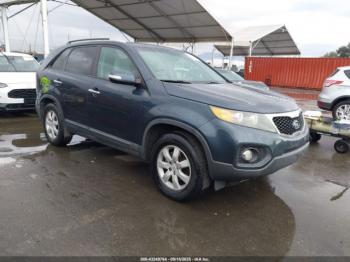  Salvage Kia Sorento