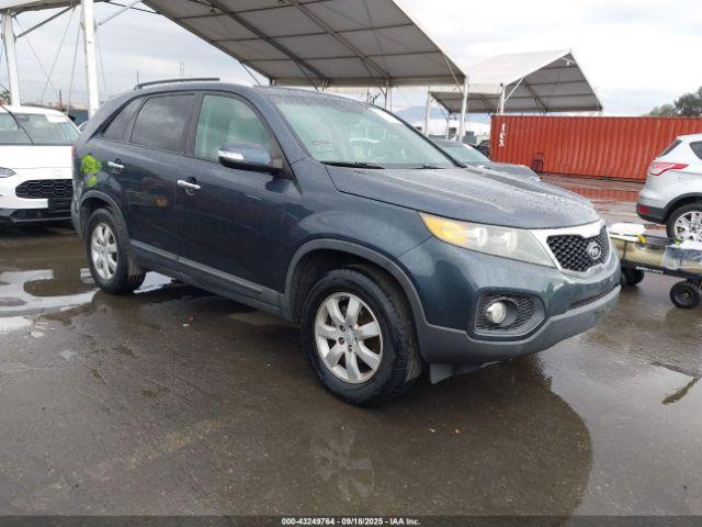  Salvage Kia Sorento