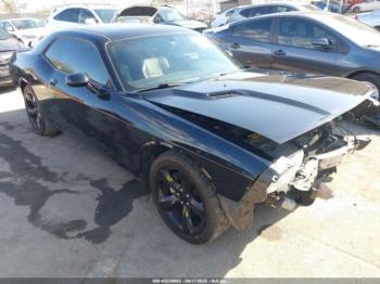  Salvage Dodge Challenger