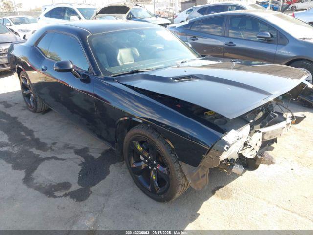  Salvage Dodge Challenger