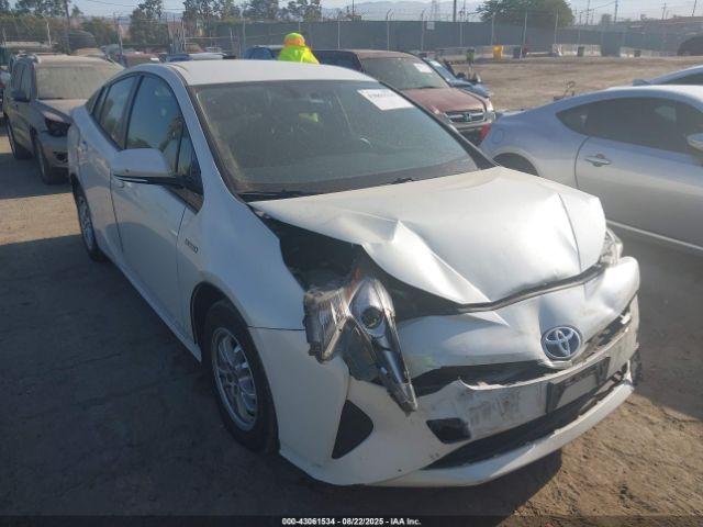  Salvage Toyota Prius