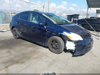  Salvage Toyota Prius