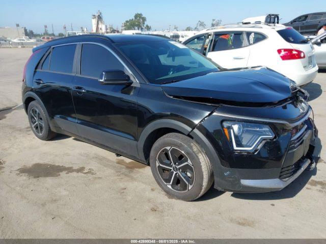  Salvage Kia Niro