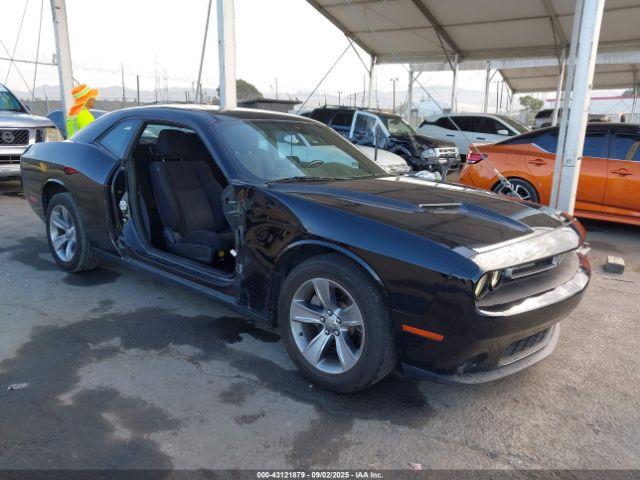  Salvage Dodge Challenger