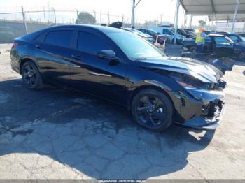  Salvage Hyundai ELANTRA
