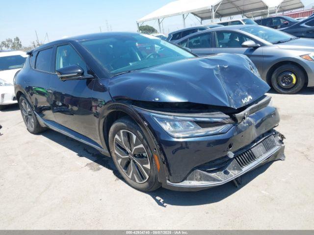  Salvage Kia EV6