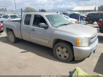  Salvage Chevrolet Silverado 1500