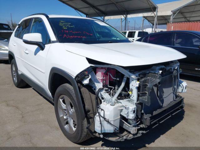  Salvage Toyota RAV4