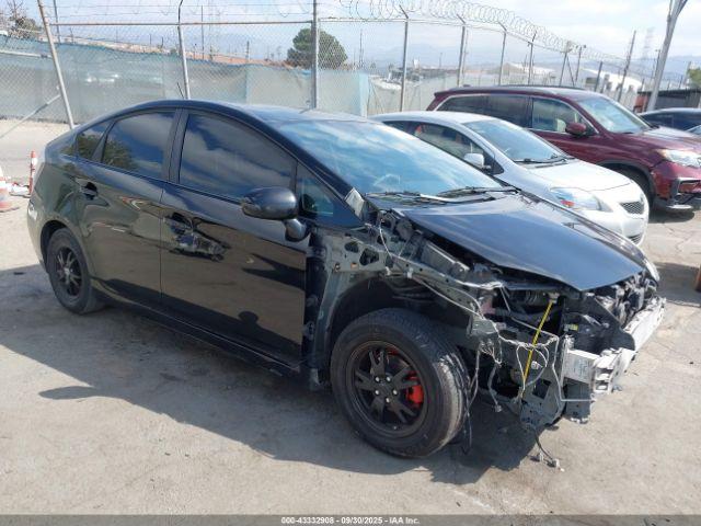  Salvage Toyota Prius