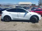 Tesla Model Y Performance Dual Motor All-wheel Drive Image 11