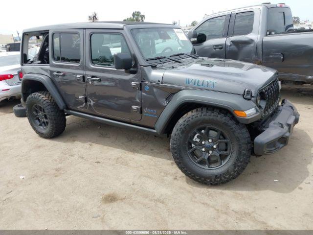  Salvage Jeep Wrangler