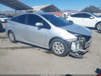  Salvage Toyota Prius