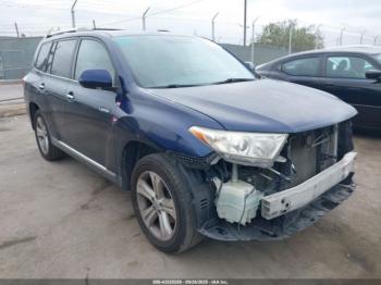  Salvage Toyota Highlander