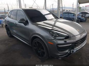  Salvage Porsche Cayenne