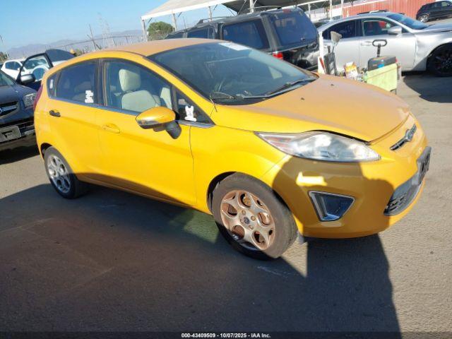  Salvage Ford Fiesta