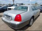 Lincoln Towncar Signature Image 3
