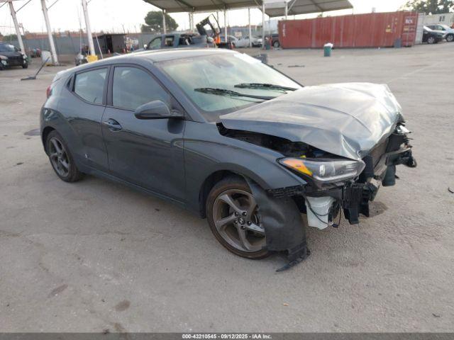  Salvage Hyundai VELOSTER
