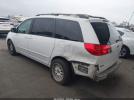 Toyota Sienna Le Image 6