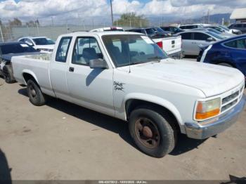  Salvage Dodge Dakota