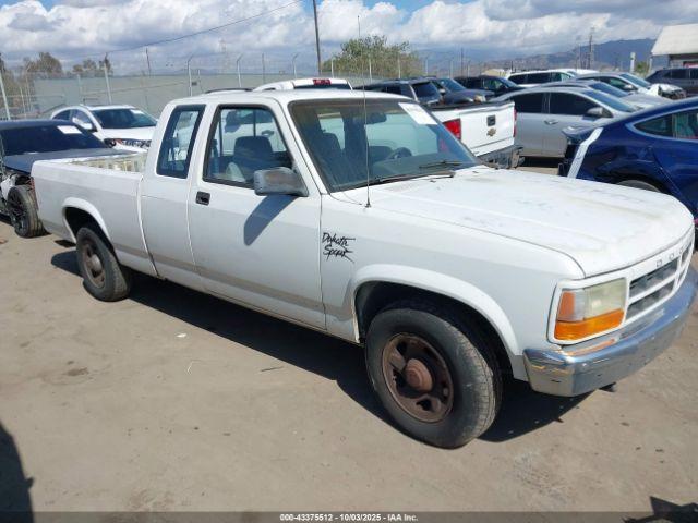  Salvage Dodge Dakota