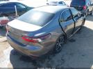 Toyota Camry Le Image 5