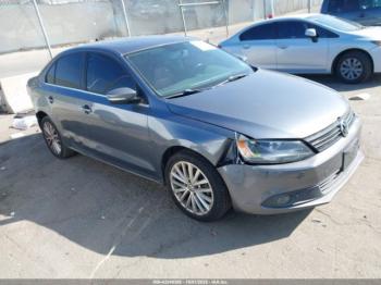  Salvage Volkswagen Jetta