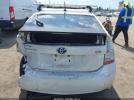 Toyota Prius Two Image 13