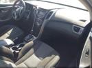 Hyundai ELANTRA Image 2