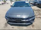 Hyundai ELANTRA Limited Image 16