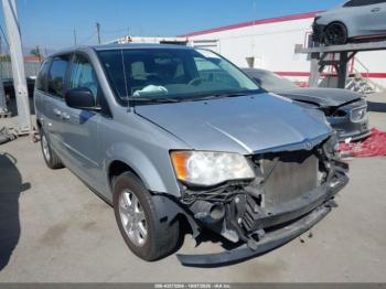  Salvage Chrysler Town & Country